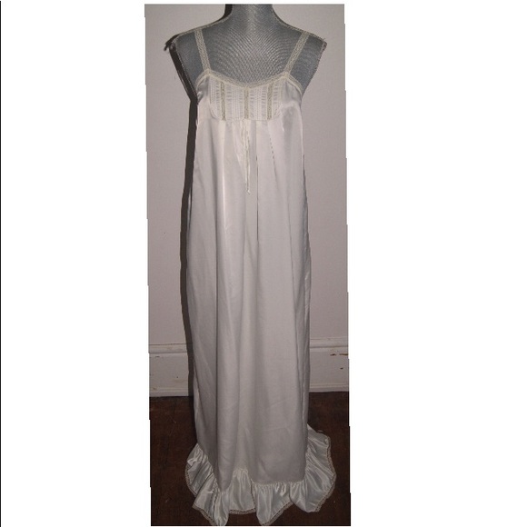 Vintage Givenchy gown/nightdress/intimates - Picture 1 of 9